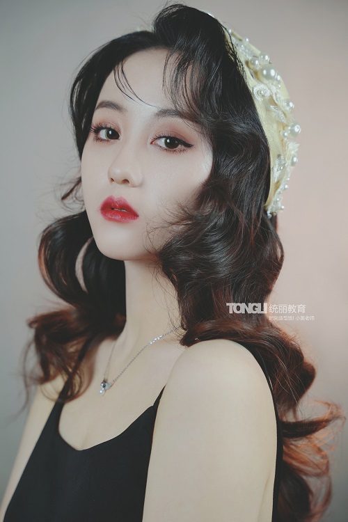 沈陽化妝學(xué)校作品