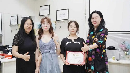 統(tǒng)麗沈陽化妝學校