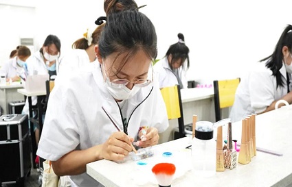 學美甲擔心學不會？很笨要學多久