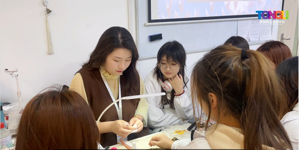 沈陽(yáng)化妝學(xué)校