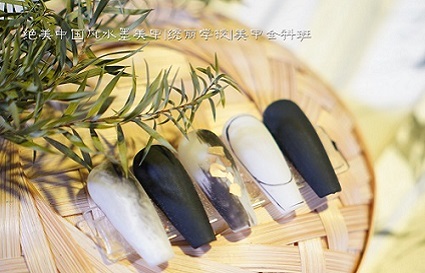 起猛了？沈陽(yáng)美甲學(xué)校學(xué)美甲居然這么快