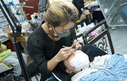 為期六天！讓美業(yè)人為之心動(dòng)的美睫大會(huì)在統(tǒng)麗學(xué)校召開！