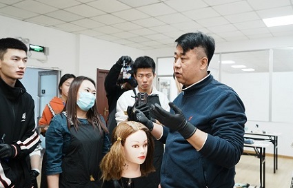 沈陽美發(fā)進(jìn)修學(xué)校 沈陽專業(yè)美發(fā)學(xué)校 美發(fā)技校