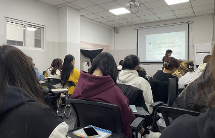 實(shí)習(xí)機(jī)會(huì)眾多,多年化妝培訓(xùn)經(jīng)驗(yàn),沈陽(yáng)統(tǒng)麗化妝學(xué)校