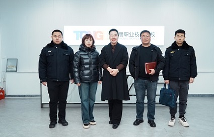 勞動(dòng)維權(quán)知識(shí)講座走進(jìn)統(tǒng)麗學(xué)校！