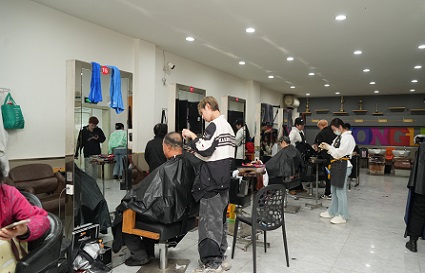 學(xué)完美發(fā)做什么？幾個(gè)吃香的崗位