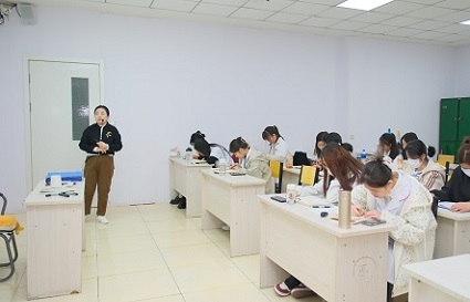 學(xué)美容要學(xué)哪些內(nèi)容？沈陽美容學(xué)校