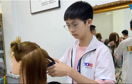 學(xué)美發(fā) 初中畢業(yè)可以嗎？沈陽(yáng)美發(fā)學(xué)校