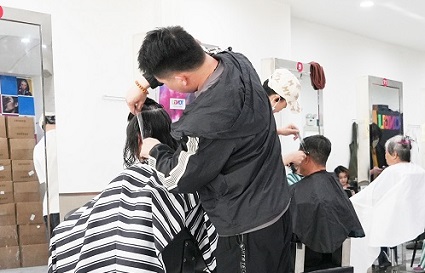 0基礎(chǔ)學(xué)美發(fā)的注意事項(xiàng) 沈陽(yáng)美發(fā)學(xué)校 