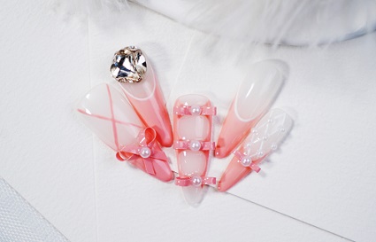 沈陽美甲學(xué)校：一個月成為專業(yè)美甲師