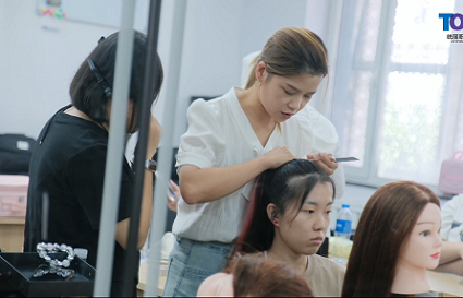 沈陽學(xué)化妝培訓(xùn)機構(gòu)哪個好？看這幾點