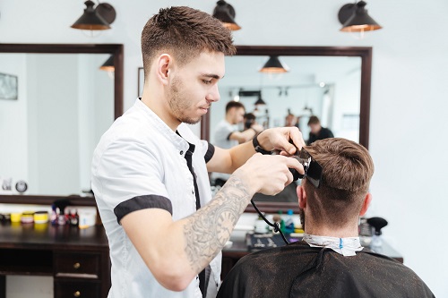 沈陽(yáng)美發(fā)學(xué)校