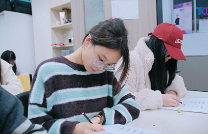 各類(lèi)妝容分享！干貨教程！沈陽(yáng)化妝學(xué)校