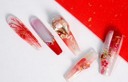 年初美甲 這一款在適合不過(guò) 沈陽(yáng)美甲學(xué)校喊你一起