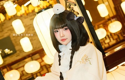 15歲女孩學(xué)化妝有什么前景