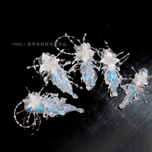 沈陽(yáng)美甲學(xué)校