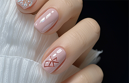 美甲維持多久，對(duì)指甲更好？