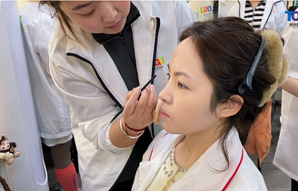 化妝培訓(xùn)班得多少錢一個(gè)月