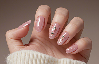 沈陽美甲學(xué)校-美甲脫落是哪些原因造成的   