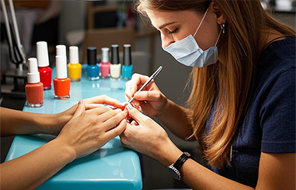 沈陽(yáng)美甲學(xué)校_美甲師的發(fā)展方向有哪些？