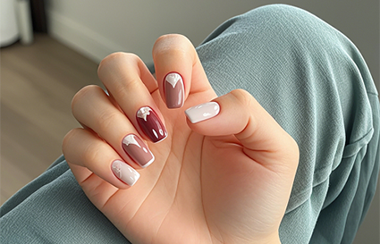 美甲容易斷裂？該怎么避免！