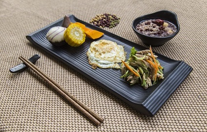 總是愛長斑逃不過這幾點！沈陽美容學校小提示