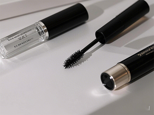 沈陽化妝學(xué)校