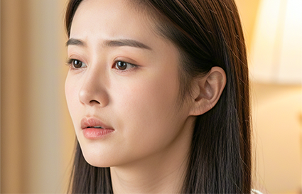 眼部皺紋去除小妙招，還你青春活力