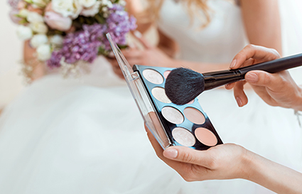 為什么說零基礎(chǔ)也可以學(xué)化妝？沈陽(yáng)化妝學(xué)校