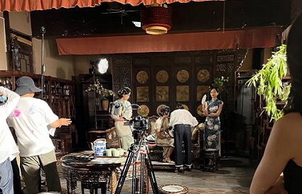 匠心筑夢 彩繪未來 ——統(tǒng)麗學校王朵同學化妝逐夢之旅