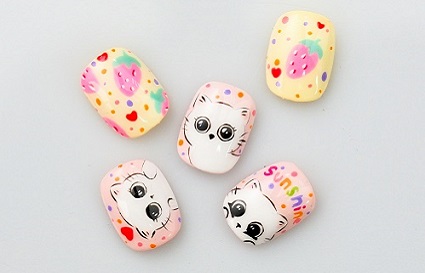 2025年美甲的收費情況怎么樣？沈陽統(tǒng)麗美甲學校