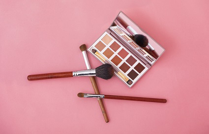 “以妝追憶 繪大唐風采”統(tǒng)麗化妝學校 作品展示大唐篇