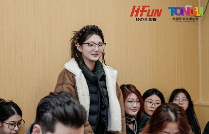 新媒體培訓(xùn)學(xué)校：新媒體畢業(yè)遇上校企合作 就業(yè)不是問題