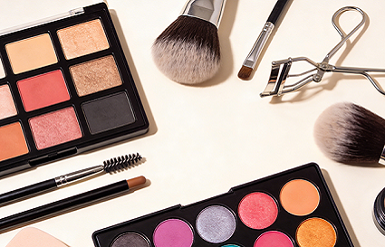 沈陽正規(guī)的化妝學校有哪些？你知道沈陽統(tǒng)麗學校嗎？